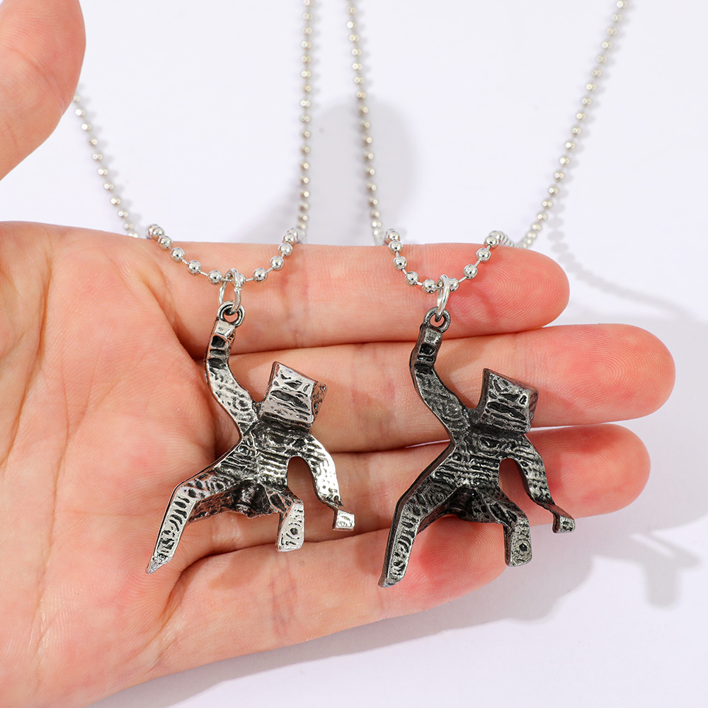 Colar com Pingente 3D de Homem - Men Accessories Wrist avaliação e preço
